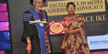 NUJ FCT Chair, Grace Ike honoured with Excellence in Media Leadership & Advocacy Award.